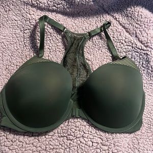 NWOT Victoria’s Secret T-Shirt Push Up 34D